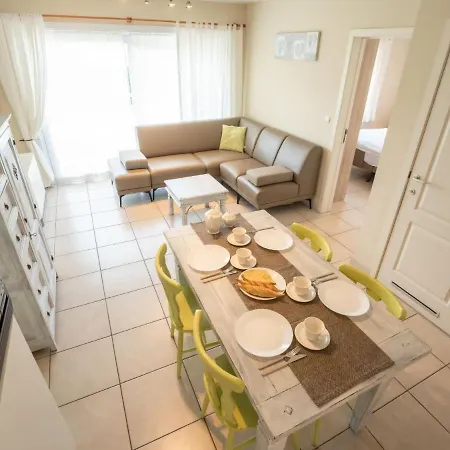 Apartamento Garden-8 By Interhome *