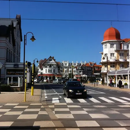 Apartment Garden-8 By Interhome